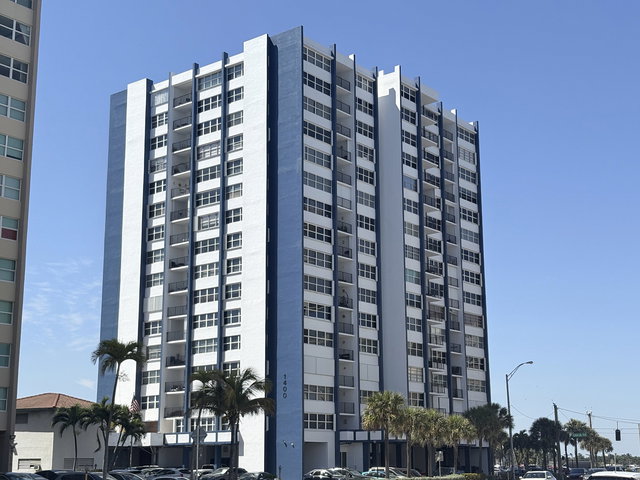 Trafalgar Towers Condo photo 4